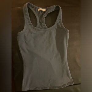 Italic Women’s Tank Size Large with built in bra Periwinkle blue